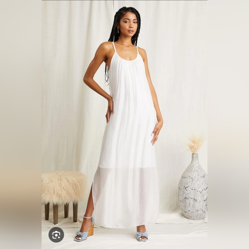 Mahina White Sleeveless Dress